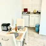 Superbe Tres Calme Et Confortable Apartment *