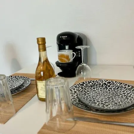 Superbe Tres Calme Et Confortable Апартаменты *