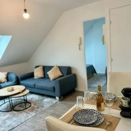 Апартаменты Superbe Tres Calme Et Confortable *