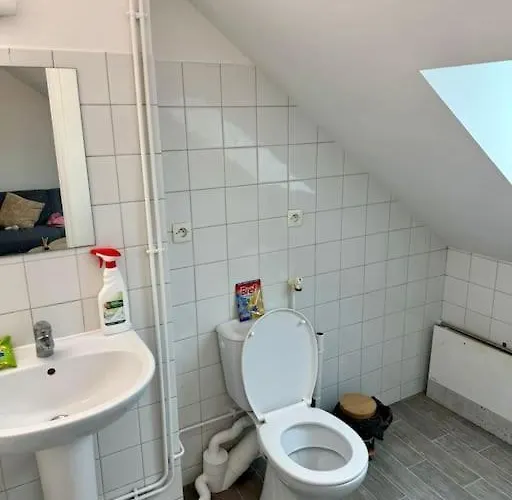 Superbe Tres Calme Et Confortable * Reims